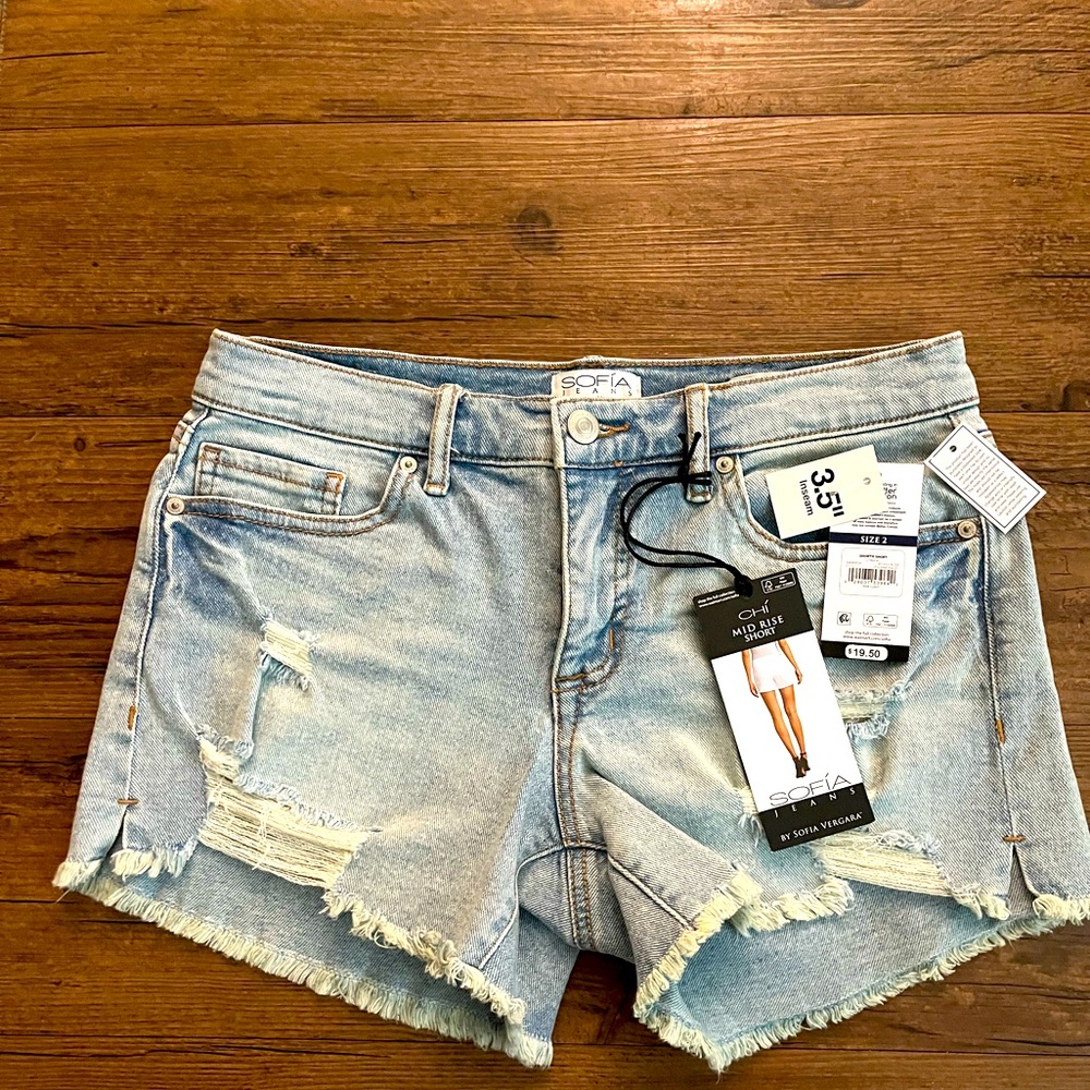 NWT SOFIA JEANS BY SOFIA VERGARA WOMEN’S CHI DENIM SHORTS SIZE 2